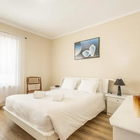 Bella Vista - By Smarthomes Apartment *
